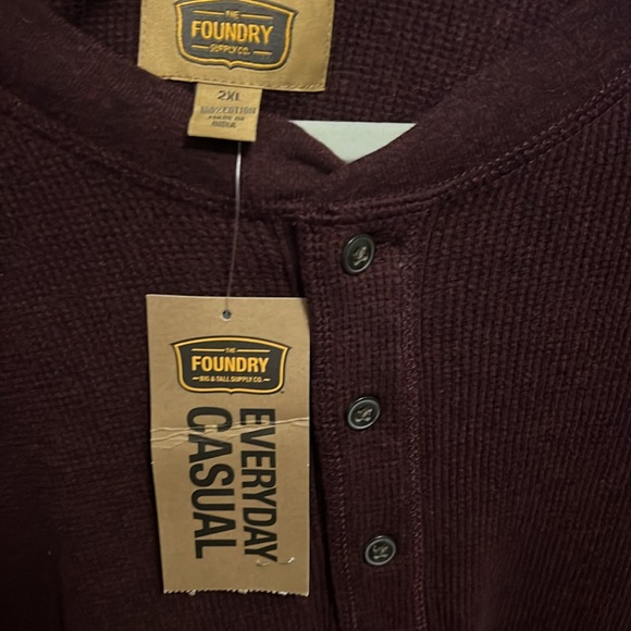 Burgundy long sleeve knit shirt - Picture 3 of 5